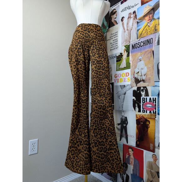 BlankNYC Leopard Flares - Picture 3 of 4